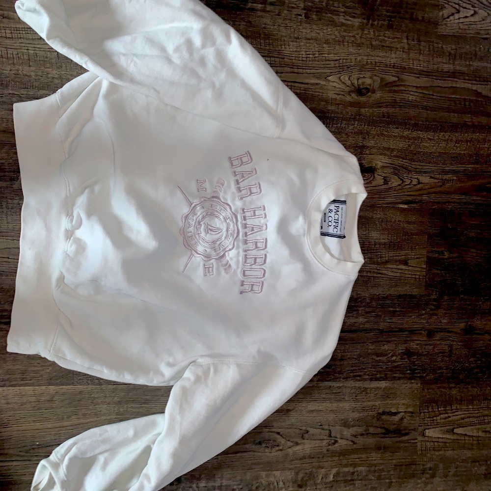 White Bar Harbor crew neck